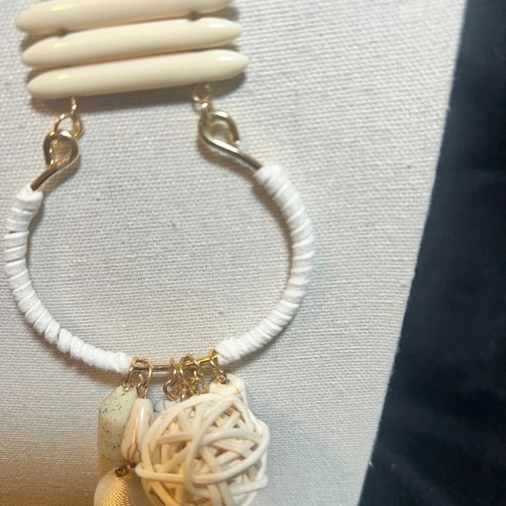 Plunder‎ Set Earrings Necklace White Neutral Charms Texture Boho Eclectic NIB